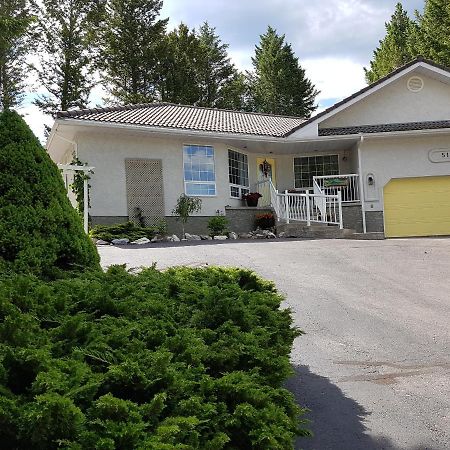 Riverview Retreat B&B Fairmont Hot Springs Esterno foto